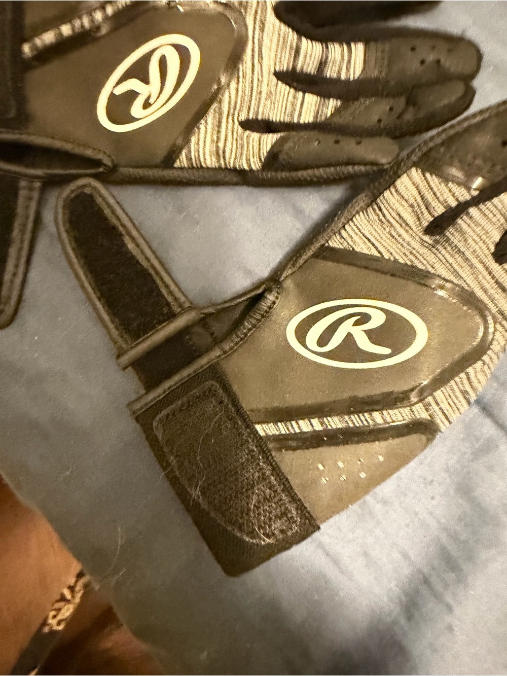 Youth Rawlings Black and Heather Gray baseball batting Gloves